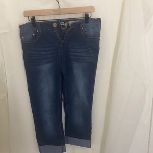 Denim Capri’s -Indigo Rein